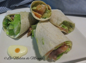 Foto principal de Wrap de salmón ahumado, aguacate y lechuga