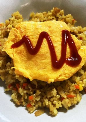 A picture of Curry Omurice.