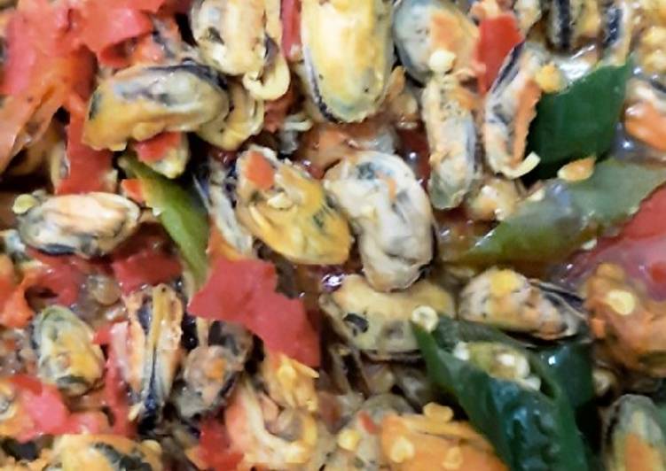 Kerang ijo kupas bumbu pedas