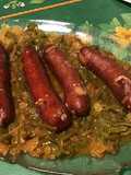 Saucisses fumées à la compotée d oignons et poivrons verts,citrons confits aux épices indiennes