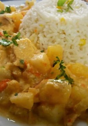Una foto de Pollo al curry con nata