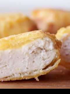 A picture of Chicken nuggets.