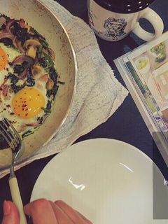 عکسی از دستور املت قارچ و اسفناج