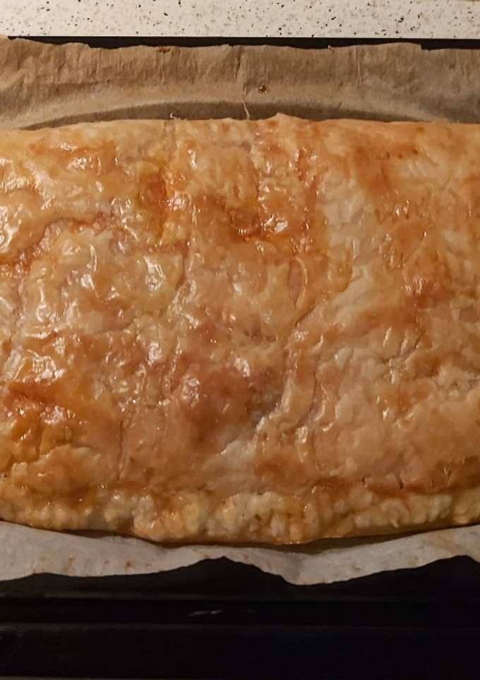 Una foto de Empanada de atún y maíz..😋