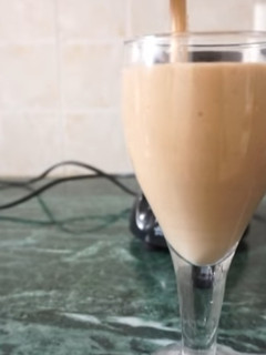 A picture of Banana and coffee drink.