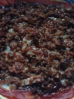 Una foto de Pizza barbacoa