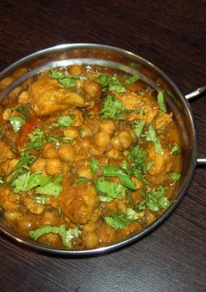 চিকেন চানা মশলা রেসিপির প্রধান ছবি