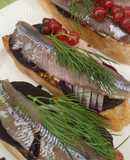 Брускета з буряком і салакою 🐟