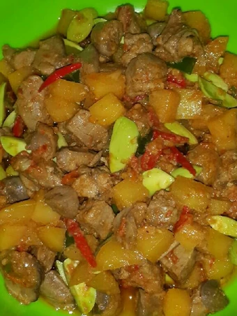 Cara Mudah Menyiapkan Resep Sambal goreng atikenpel (ati ayam,kentang,pete) yang Uenak Anti Ribet, Mantap