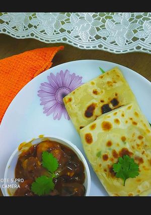 মিনি মোঘলাই চীজ পরোটা (mini mughlai cheese parota recipe in Bengali) রেসিপির প্রধান ছবি
