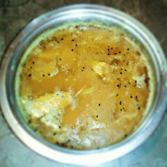 A picture of Masoor daal (red lentil).
