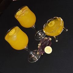 A picture of Ginger and lemon 🍋.