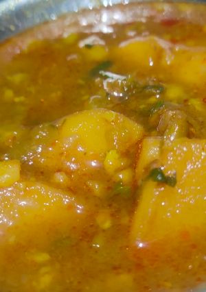 आलू मटर की सब्जी (aloo matar ki sabzi recipe in Hindi) रेसिपी मुख्य फोटो