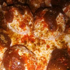 A picture of Dahi Bhalla.