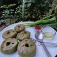 ગ્રીન ગાર્લિક ખીચું (Green Garlic Khichu Recipe In Gujarati)