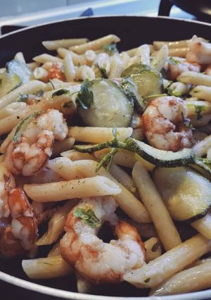 Foto di Pasta con mazzancolle e zucchine🥒🦐