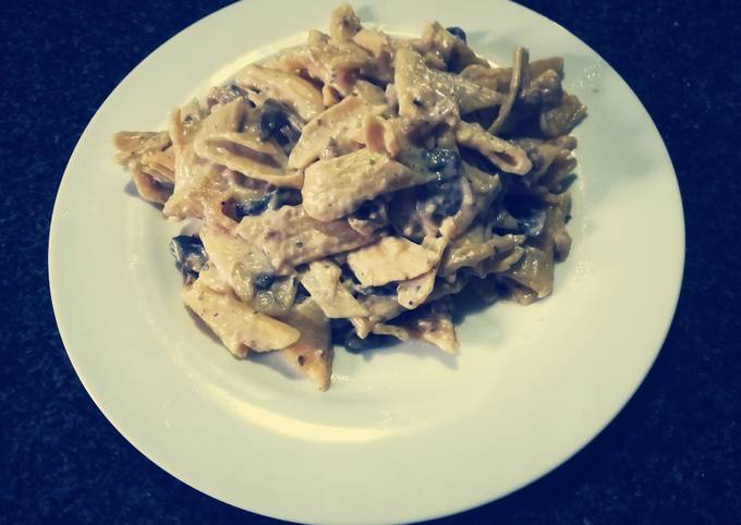 Recipe of Quick Chicken &amp; Mushroom pasta - Quick and Easy Meals