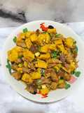 Tahu kuning daging masak kecap