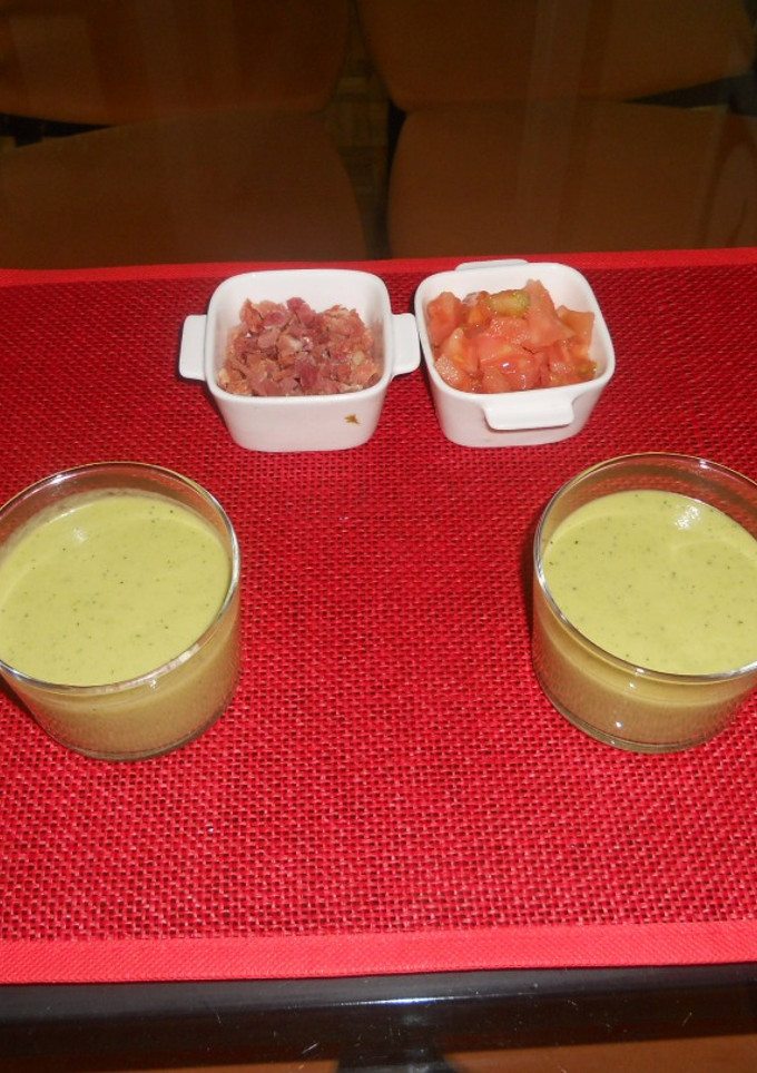 Una foto de Gazpacho verde