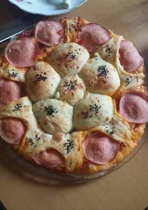 صورة لوصفة بيتزا ع شكل وردة🌹