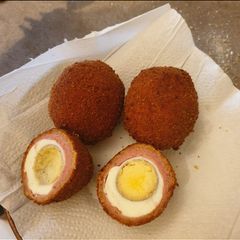 A picture of Scotch eggs.