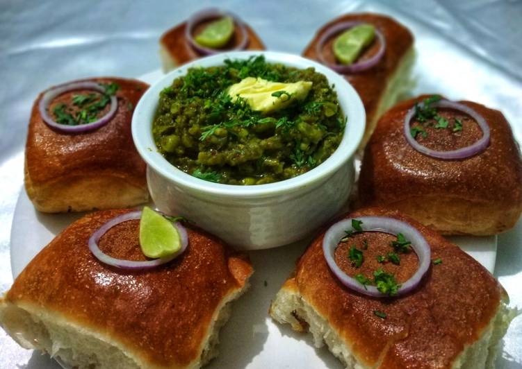 Hariyali Pav-Bhaji