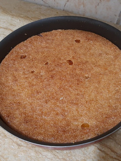 صورة لوصفة بسبوسة بالبندق