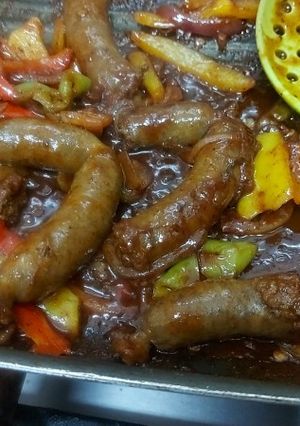 صورة لوصفة سجق بلدي بالفلفل الالوان ودبس الرمان