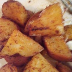 A picture of Roasted Red Potatoes.