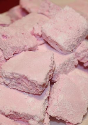 Une photo de Marshmallows ou guimauves à la fraise inratable