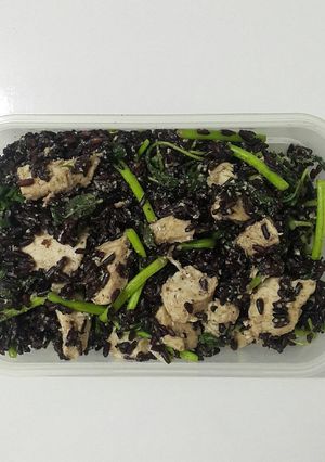 รูปของ ข้าวผัดผักโขมอกไก่