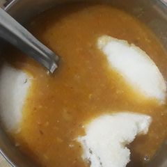 A picture of Idli sambhar.