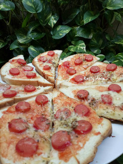 Foto resep Pizza roti tawar kilat 🍕
