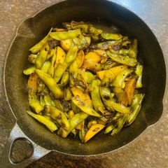 A picture of Sem Phali & Aloo Fry (broad beans & Potato).