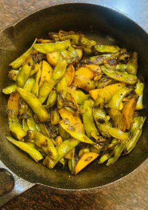 A picture of Sem Phali & Aloo Fry (broad beans & Potato).