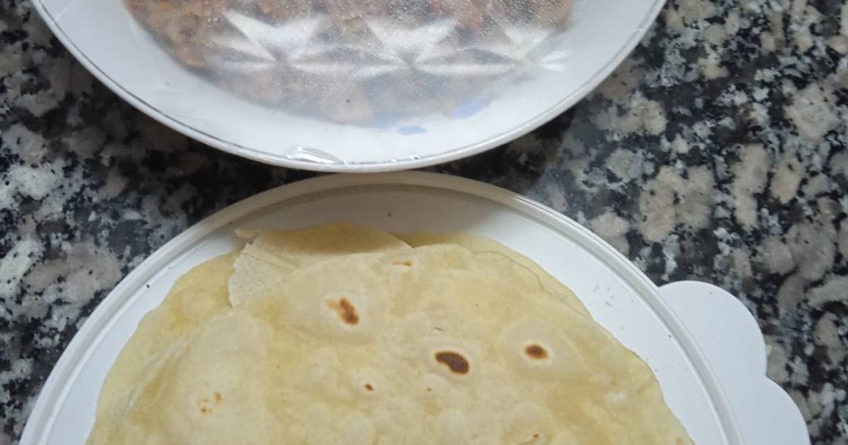 Chapati con harina de garbanzos. Receta de cocina fácil, sencilla