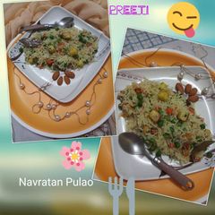 A picture of Navratan pulav.