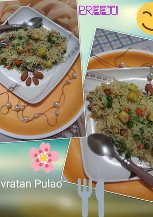 A picture of Navratan pulav.