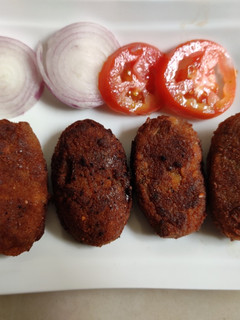 குழைந்த சாதம் வெஜ் கபாப் செய்முறை முக்கிய புகைப்படம்