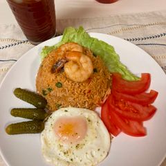 A picture of Nasgor Udun (UDang tUNa)/Tuna Shrimp Fried Rice.