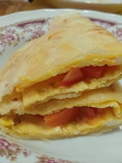 รูปของ ตอติญ่าห่อไข่ (Wrap)