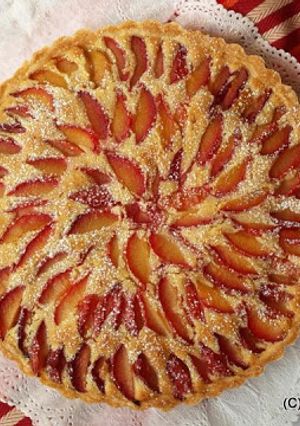 A picture of Frangipane plum flan.