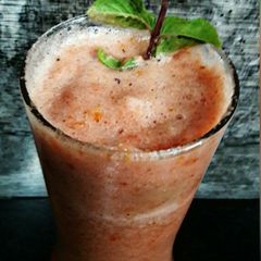 A picture of Tomato Slush.
