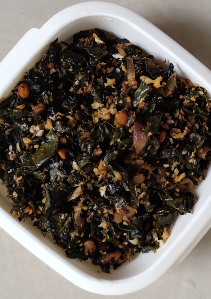 முருங்கை கீரை வதக்கல் (Drumstick leaves fry) செய்முறை முக்கிய புகைப்படம்