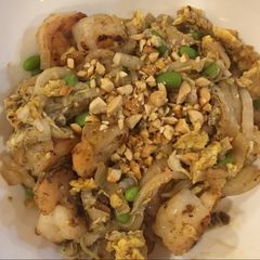 A picture of Thai Peanut Shrimp with Edamame.
