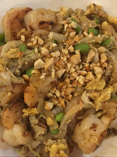 A picture of Thai Peanut Shrimp with Edamame.
