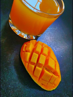 મેંગો ફ્રુટી (Mango Frooti Recipe In Gujarati) રેસીપી મુખ્ય ફોટો