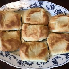 A picture of California Farm English Muffins.
