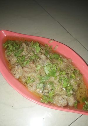 A picture of Whait mutton krahi.