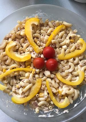 Una foto de Coditos con atún